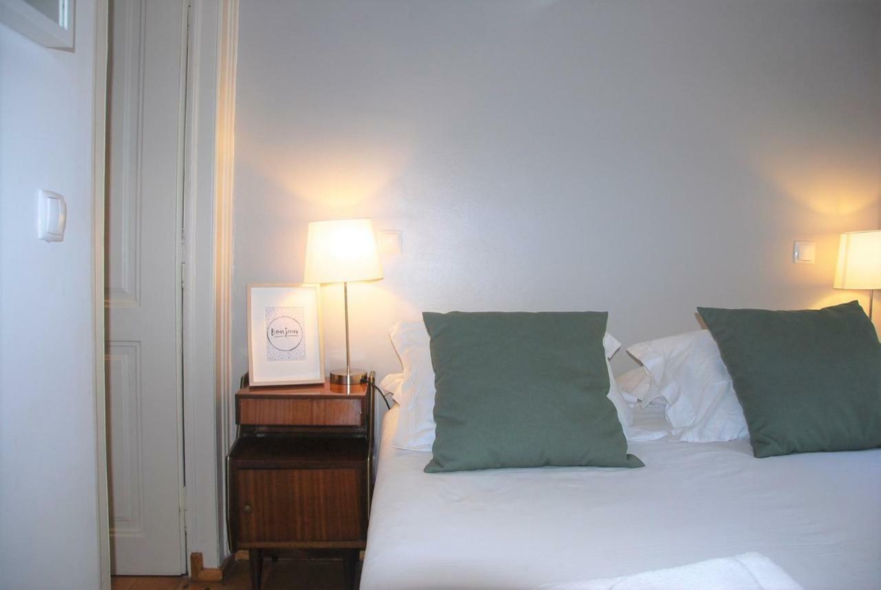 Sunny, And Comfy Ap. In Av. Da Liberdade Apartamento